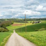 Comment préparer un chantier de fibre optique en zone rurale