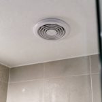 Aeration vmc salle de bain : normes, installation et conseils d’entretien